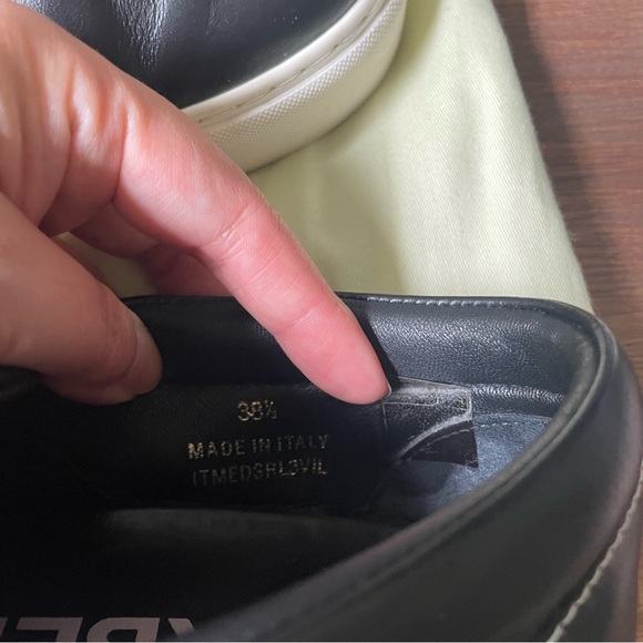 Burberry Thompson Leather Slip On Sneakers, Size 38.5 - Picture 6 of 7